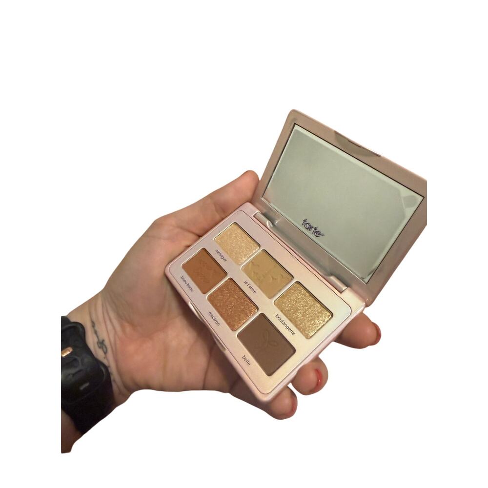 Tarte tartlette crème brûlée Amazonian clay eyeshadow pallet